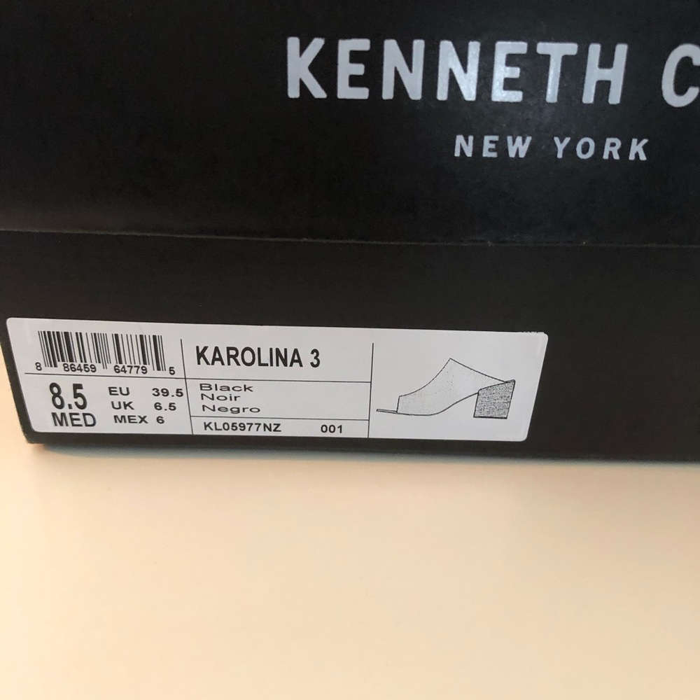 Kenneth Cole Slides - Picture 6 of 6